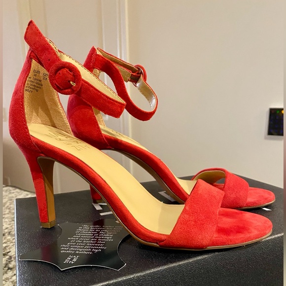 Naturalizer Kingsley Hot Sauce genuine suede shoes in size 6M. - Picture 4 of 5